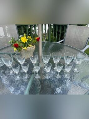 13pc Cristal d'Arques France Crystal Stemware Set - Durand Swirl Pattern